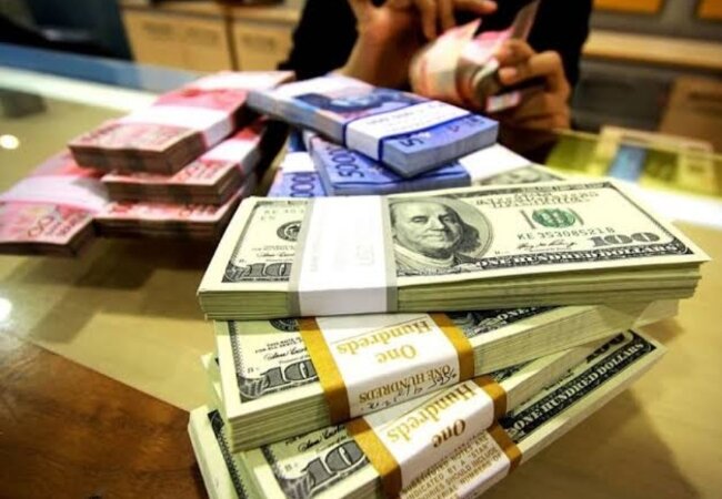 Mengapa Money Changer Rados Jadi Teman Setia Warga Cilacap?